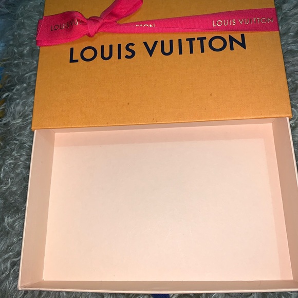 LOUIS VUITTON MINNI POCHETTE MONOGRAM BOX - Picture 6 of 9
